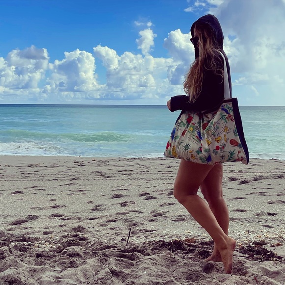 Redefining Sustainable Fashion - Picture 4 of 4